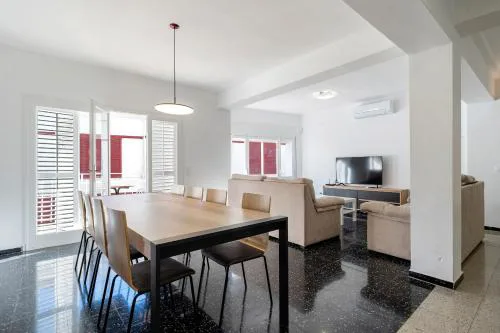 Hauzify I Apartament Riera