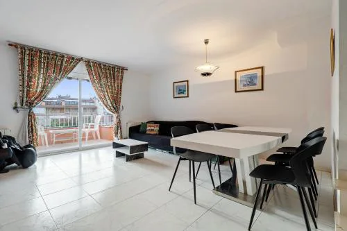 Hauzify I Casa Arboç