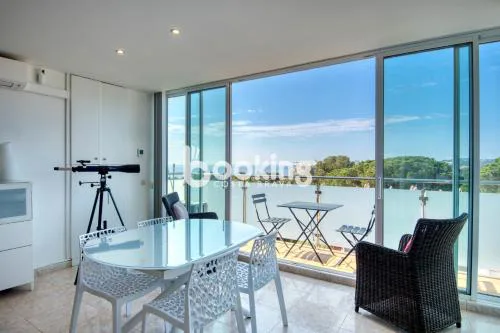 Kaminias Apartament amb vistes al mar reformat per 4 persones
