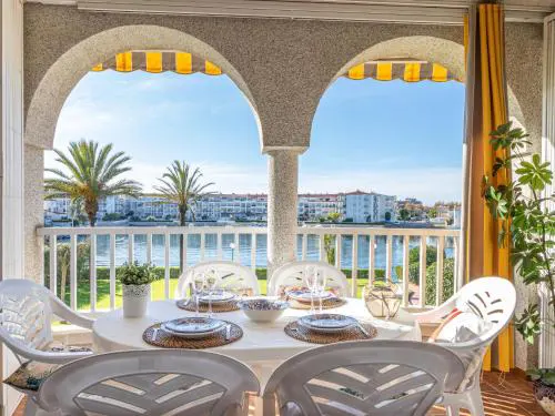 Apartment Sant Maurici by Interhome