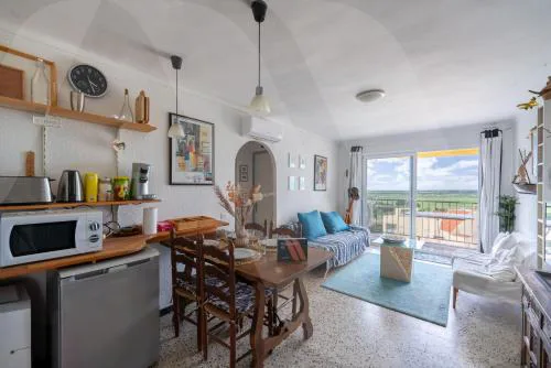 Appartement Bord de Mer Karina 1 by Welhomy