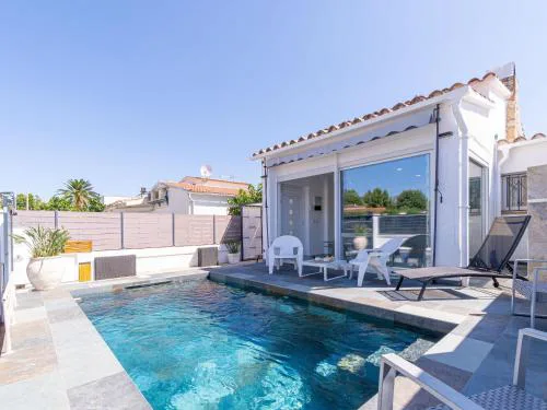Casa Empuriabrava con Piscina Privada y Parking - HISP-288-69