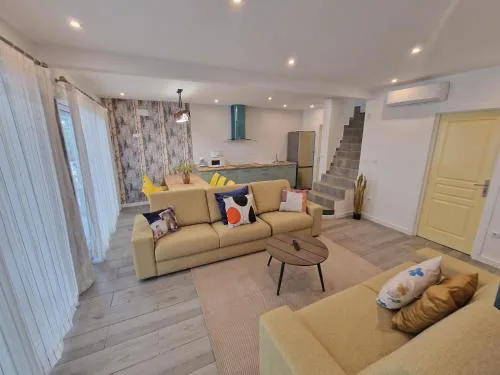 CASA NEPTUNO PARA 10 PERSONAS, SOLARIUM Y A/A