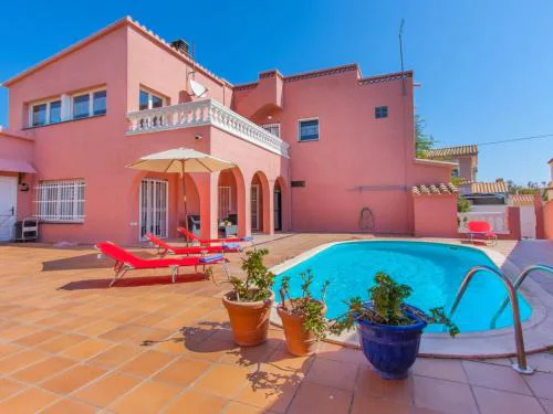Holiday Home Requesens by Interhome