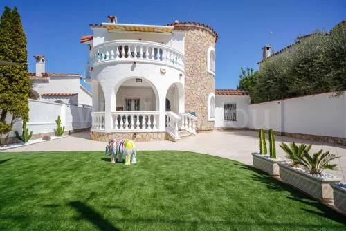Villa et studio avec piscine - WeHostYou