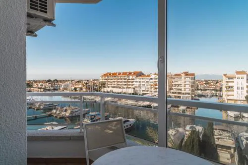 WELCS APARTAMENTO 202 EMP con VISTAS al CANAL