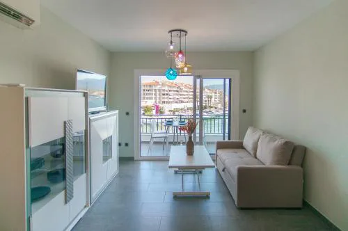 WELCS APARTAMENTO 270 EMP con vistas al canal