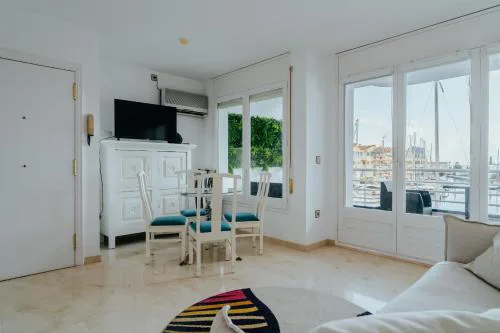WELCS ESTUDIO 195 EMP con vistas al canal