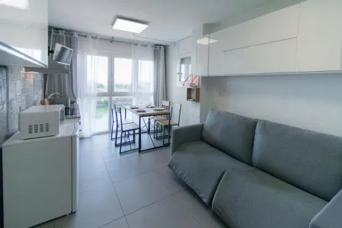 WELCS ESTUDIO 307 EMP con vistas al mar