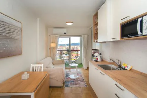 WELCS ESTUDIO 318 EMP con balcon frente al mar