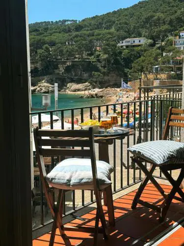 Tamariu Beach 1: Beachfront Home with wifi views
