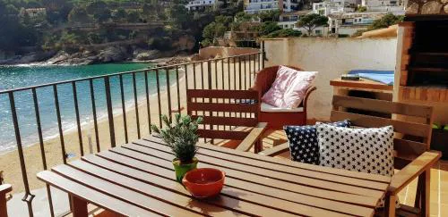 Tamariu Beach 2 · Terrace Penthouse on the Beach