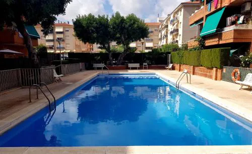 Comarruga Playa apartamento con piscina