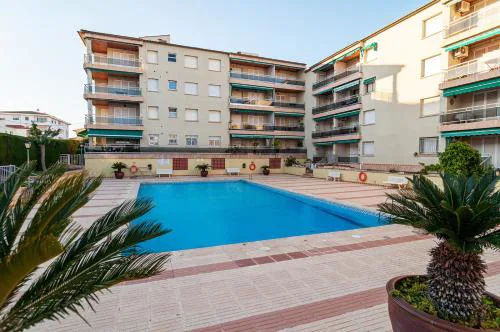 Near beaches large private patio, aircon & community pool