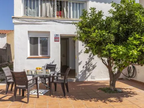 Apartment Cadiz by Interhome