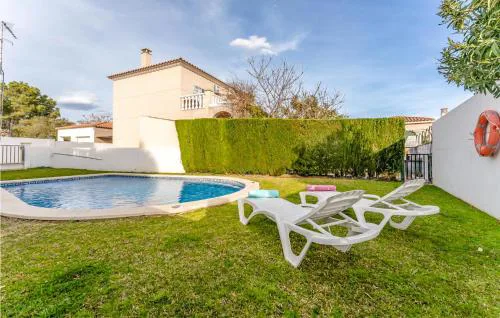Awesome Home In Miami Playa With Wifi
