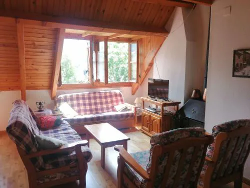 Apartment Geräumige Maisonette mit Kamin Isard 2 Vall de Boí by Interhome
