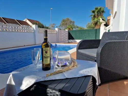 Riumar "Flamenco", 500m to beach, private pool, On-Site-Service, dog beach