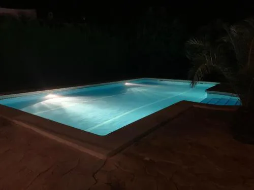 Chalet ideal para familias con jardín grande y piscina privada