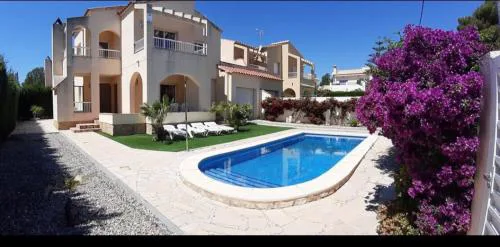 Villa Naomi