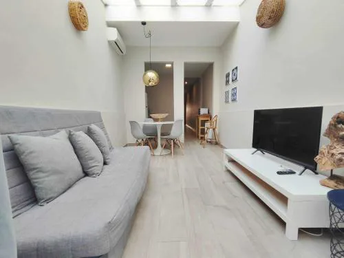 Mazi Apartments Chic