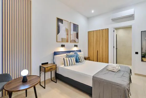 Sant Adrià Urban Suites by gaiarooms
