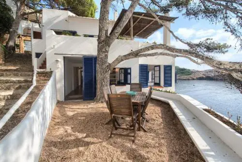 3 bedroom apartment in first sea line in Sa Tuna Begur H02