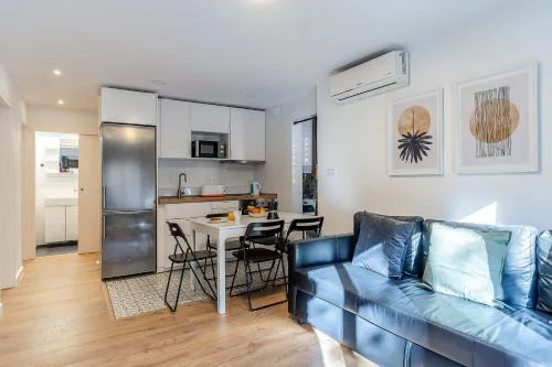 2124 - AB Poblenou Beach Comfort
