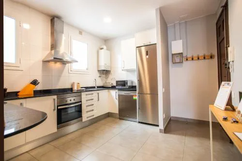 34MAL1078- New&Bright 2BR Apt near Sagrada Familia