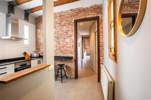 43MAL1000-Nice&Bright 2BR flat next to Sagrada Familia
