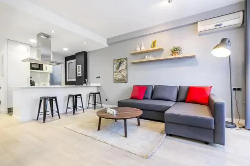 51SAM1021 - Modern apartment near Montjuic