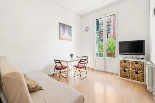 5BR for 7 Elevator Walk to Sant Antoni
