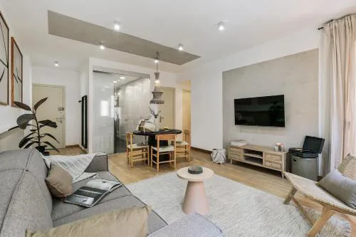 Agnello - 3 bedrooms and office in Sant Gervasi