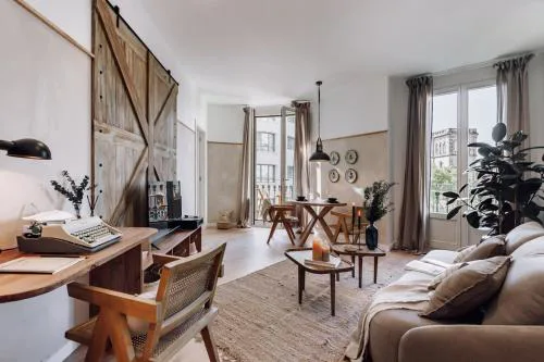 Algar - 1 bedroom and balcony in Eixample Esquerra