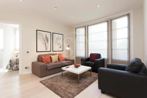 Apartamento familiar en Avenida Gaudí