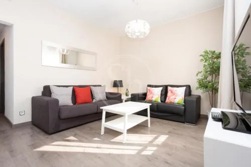 Apartamento zona Sagrada Familia I