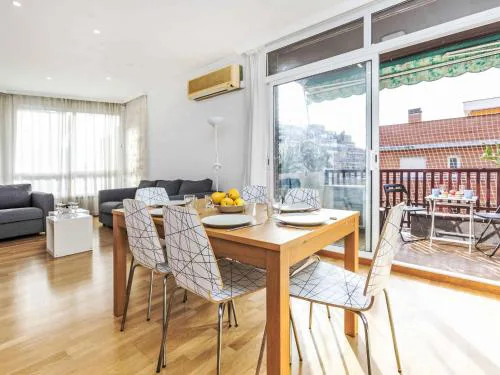 Apartment Sants-Les Corts Galileu by Interhome
