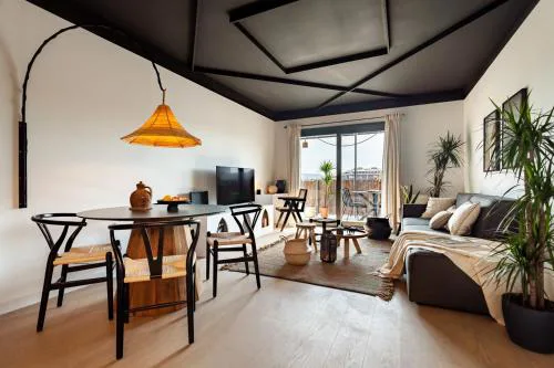 Asrir - 2 bedroom, terrace and pool in Poblenou