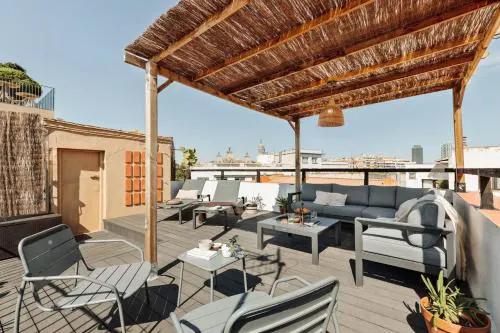 Atuh - Studio and terrace in El Born