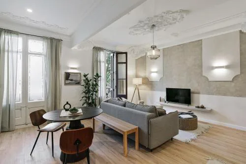 Baia - Studio and balcony in Eixample Esquerra