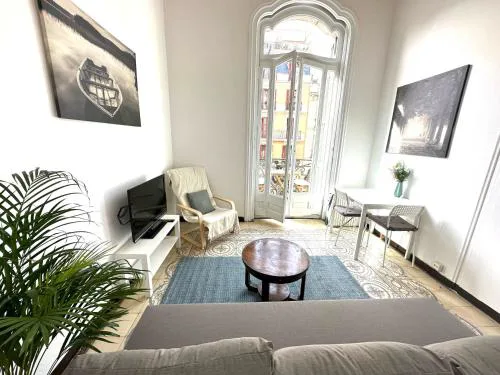 Barcelona Central Apartments