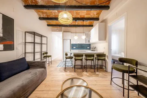 BeBarceloner Eixample Apartments - 4 bedrooms
