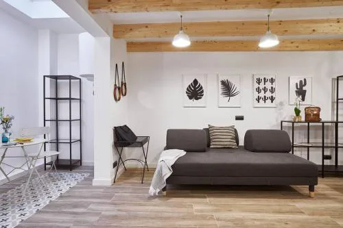 BeBarceloner Eixample Duplex Apartments
