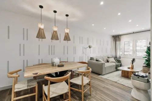 Canneti - 3 bedrooms in Sagrada Família