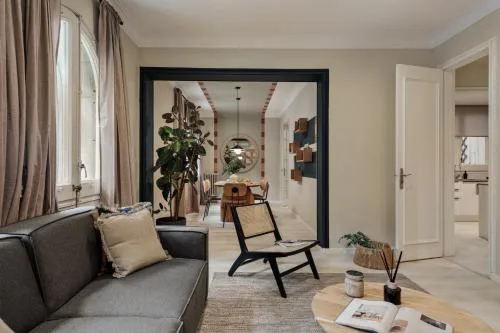 Cember - 3 bedrooms and patio in Sant Gervasi