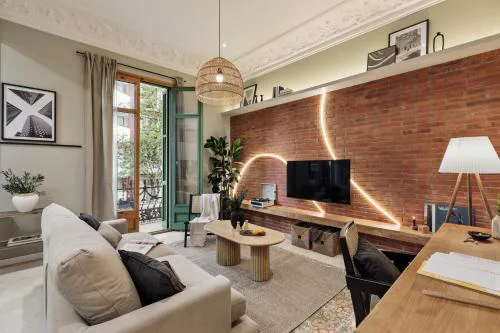 Claes - 2 bedrooms and balcony in Sant Gervasi - La Bonanova