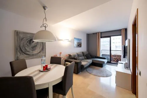 Comfy Downtown + Private terrace