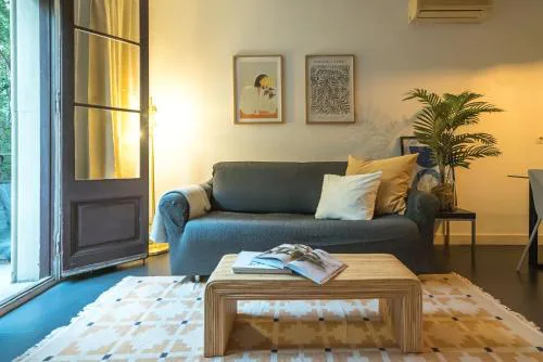 Dana - Enjoy Apartments Rocafort