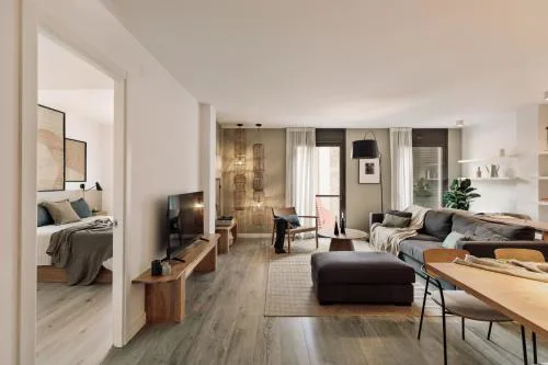 Elan - 2 bedrooms and balcony in Sant Gervasi