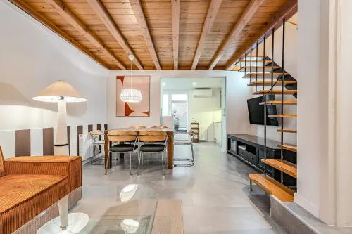 Encantador Apartamento con Terraza en Sants
